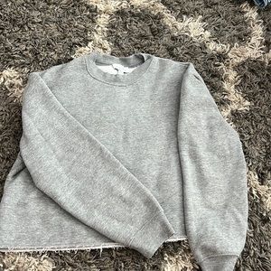 Grey cropped crewneck! Size X small from the brand TopShop